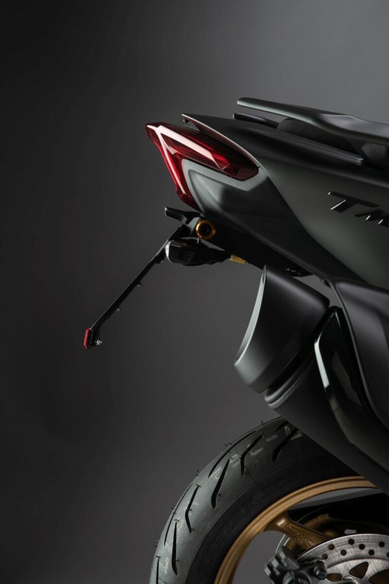 Adjustable License Plate Holder for Yamaha A3